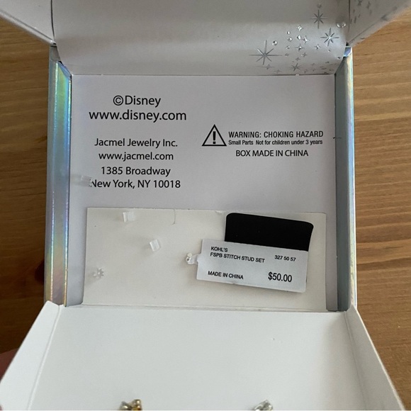 Disney Lilo & Stitch Silver Plated Earrings Set Used in box like new - Picture 5 of 8